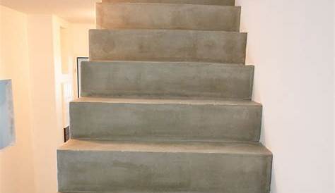 Escalier vernis après ragréage Escalier beton ciré