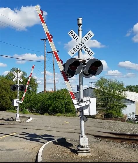 Solar Powered Railroad Crossing Signal