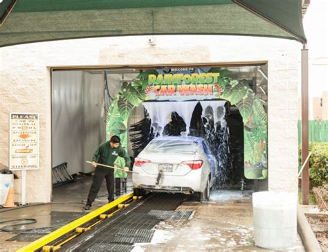 HAUNTED CAR WASH ! HALLOWEEN 2019 at Rainforest Car Wash Brunswick Ohio