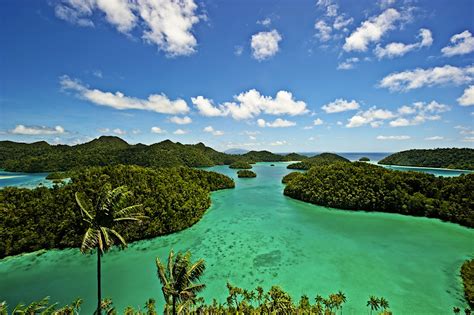 raja ampat islands vacation