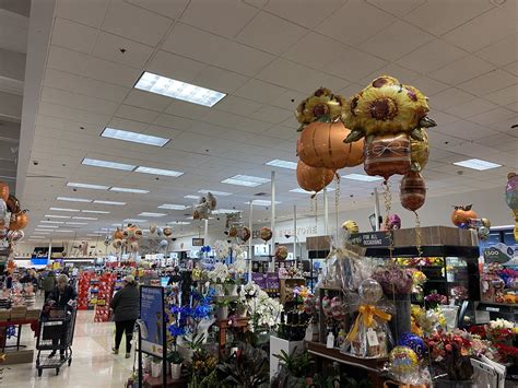 Ralphs Calabasas Commons