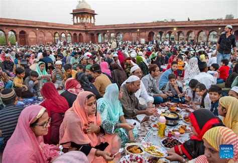 5 Beautiful Ways Ramadan is Celebrated Around World