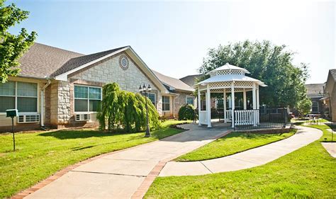 rambling oaks extensive care community