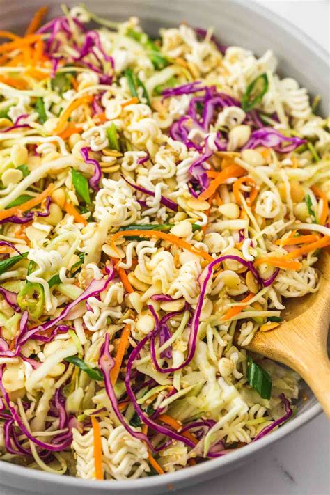 ramen noodle salad using seasoning packet
