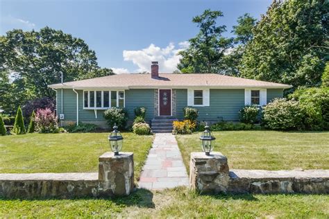 Randall Ave Warwick Ri