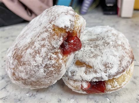 Raspberry Powdered Donuts