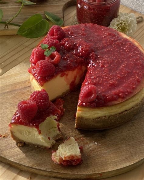 Raspberry Sauce For Cheesecake From Jam