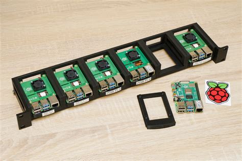 UCTRONICS U6143 Raspberry Pi 4 Rack Mount 19 Inch 1U Bracket w/ OLED