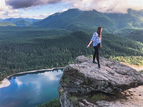 Rattlesnake Ledge Trail