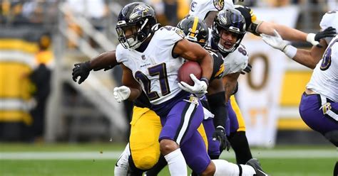 Ravens Player Dobbins