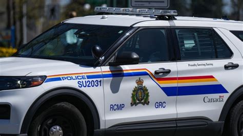 rcmp officer killed in british columbia