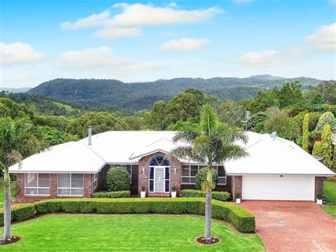 real estate in highfields qld