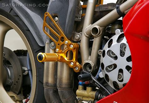 Rear Sets Ducati 748