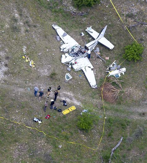 recent plane crash today