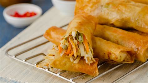 How to Cook Lumpiang Togue (Spring Roll) Recipe English