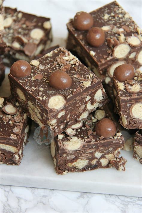 recipe for chocolate tiffin tray bake