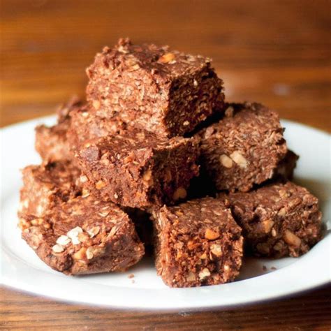 Pin by Arial Lynn on DELICIOUS Peanut butter bark, Bark recipe, Chocolate bark