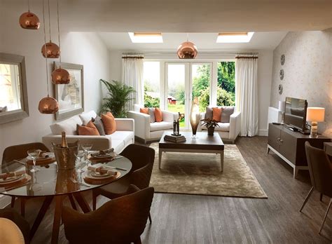 Rectangular Living Room With Dining Table