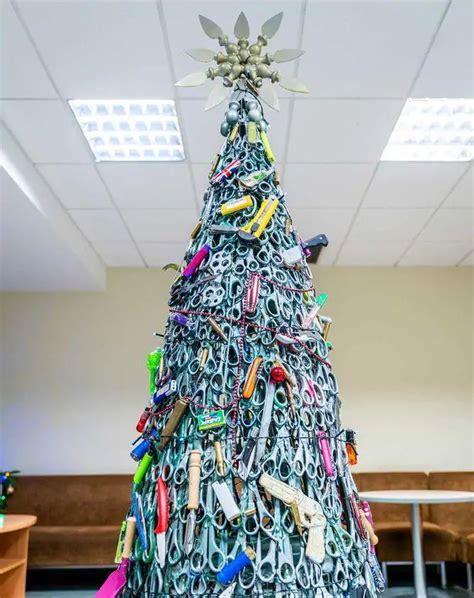 recycled christmas decorations