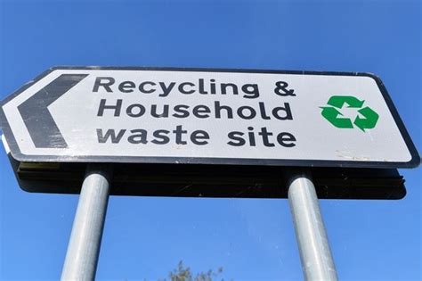 recycling centre wolverhampton opening times