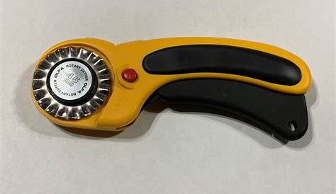 Red Olfa Rotary Cutter Deluxe Retracting 45mm QB Craft Wholesale