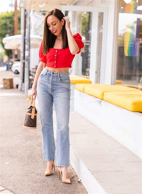 Pin by Samar Khalil on Fashion Red crop top outfit, Crop top outfits
