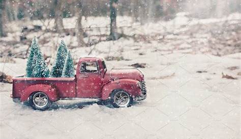Red Truck Christmas Tree Theme Wallpaper