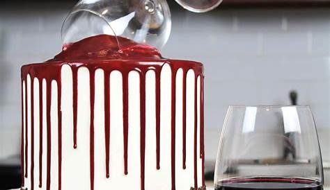Red wine spill cake | Bolo, Bolos decorados, Tutoriais para a decoração