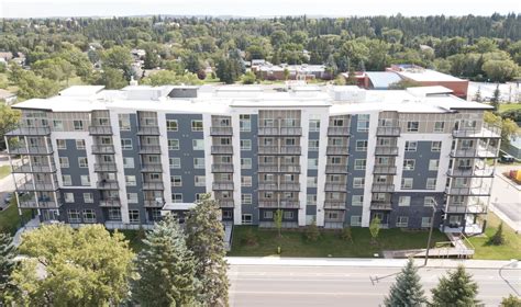 Red Deer Apts