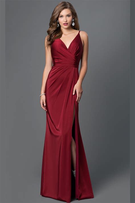 Stunning Red Dress: Discover the Perfect Outfit for Any Occasion!