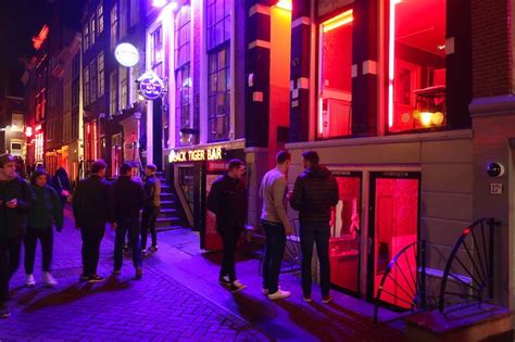 Unlock Amsterdam's Secrets: The Fascinating Red Light District Experience