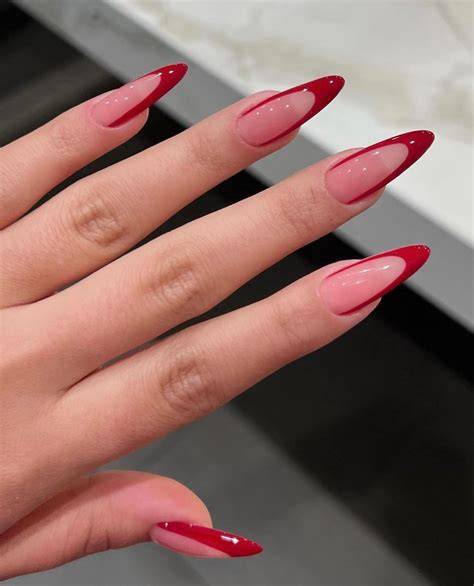 Red Nails Square Almond