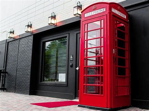 red phone booth