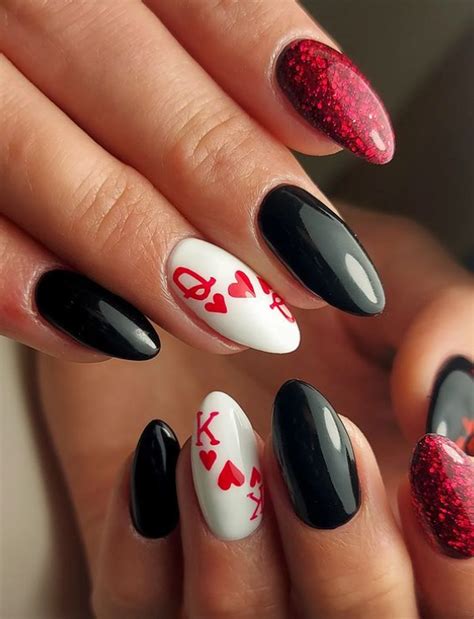 Red Queen Of Heart Nails