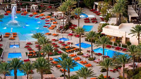 red rock resort pool las vegas