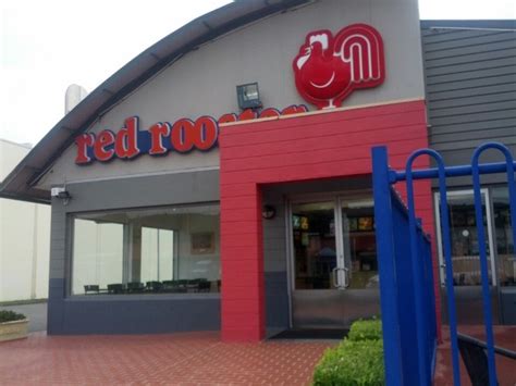 red rooster emu plains
