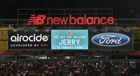 red sox scoreboard messages