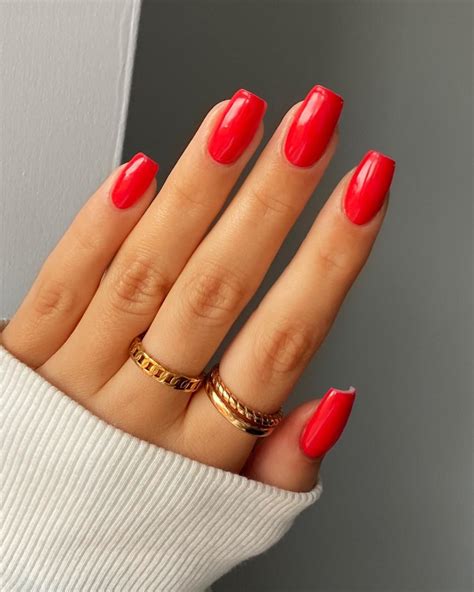 Red Square Acrylic Nails Medium