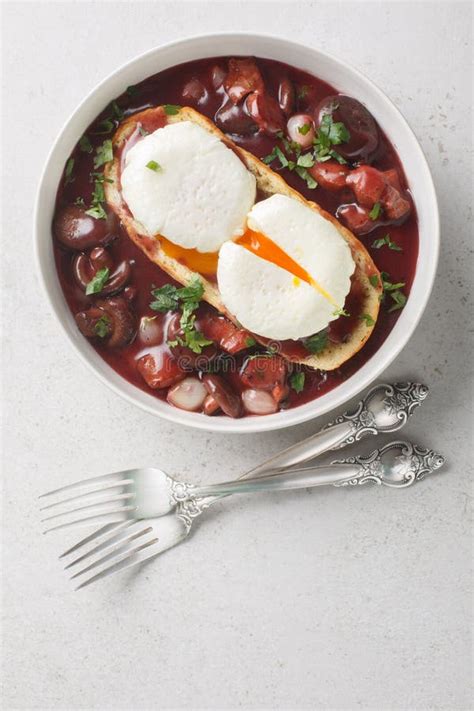 Red Wine Cooked Eggs