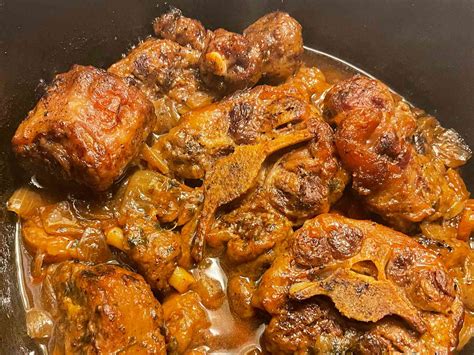 Red Wine Oxtails