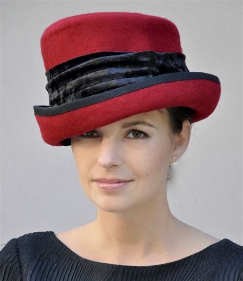 red winter hats for women