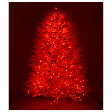 red-christmas-tree-lights