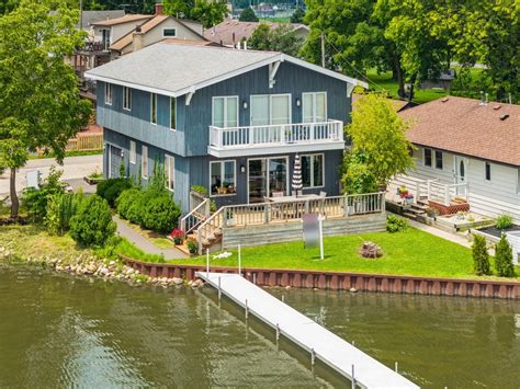 Redfin Wauconda