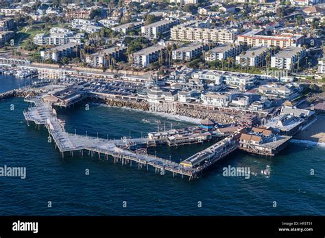 redondo beach pier aerial view