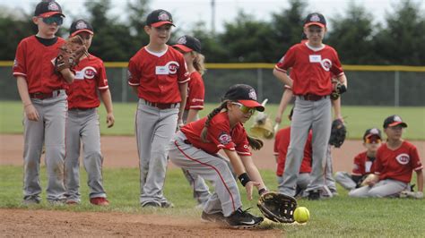 reds youth baseball camp