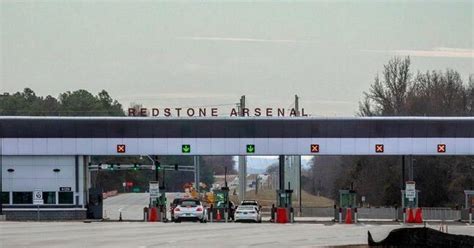 redstone arsenal gate 3 hours