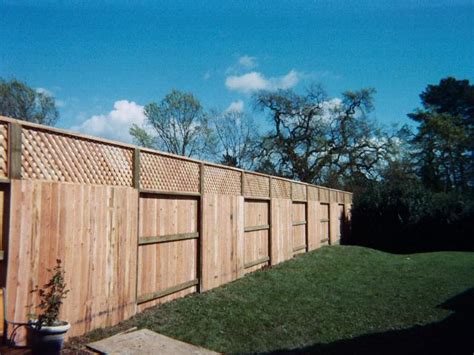 redwood residential fence company