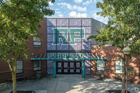 Reeths Puffer High School