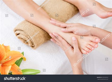 Reflexology at Home: Your Guide to Relaxation