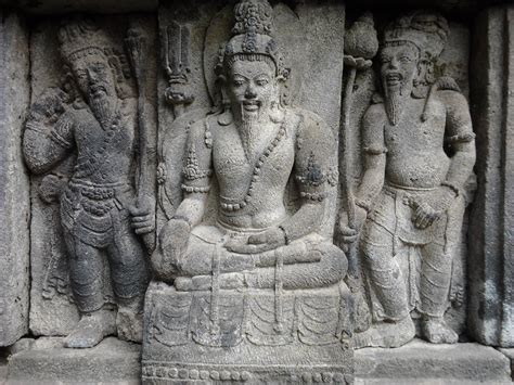 Relief Candi Prambanan